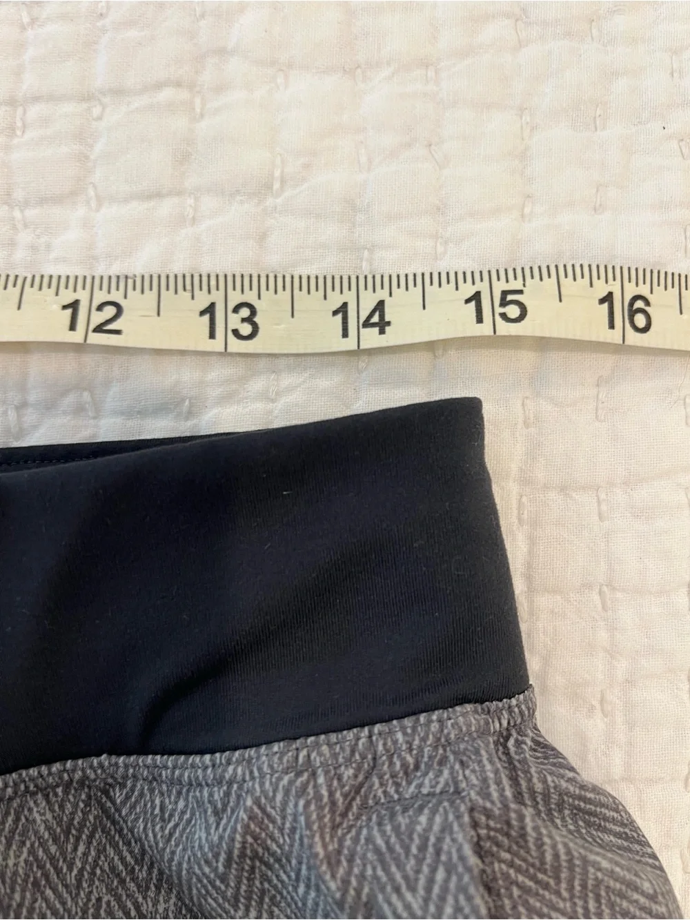 Lululemon Shorts Mens Medium Gray T.H.E. 11” Inseam Linerless Athletic Active